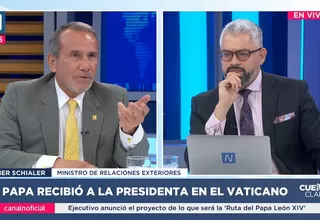 Boluarte tuvo audiencia privada con el Papa en la sacristía del Vaticano, revela Schialer